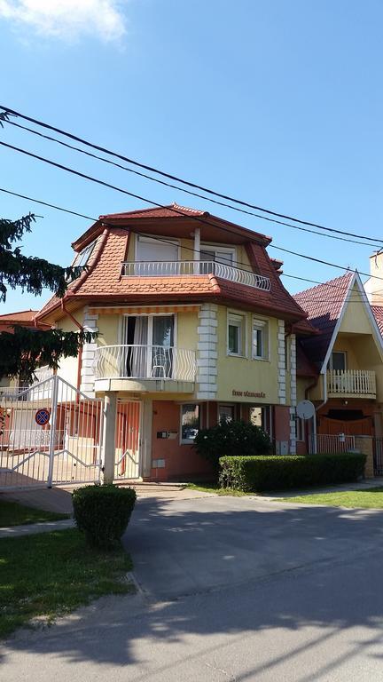 Hajdúszoboszló Boglarka Apartman מראה חיצוני תמונה